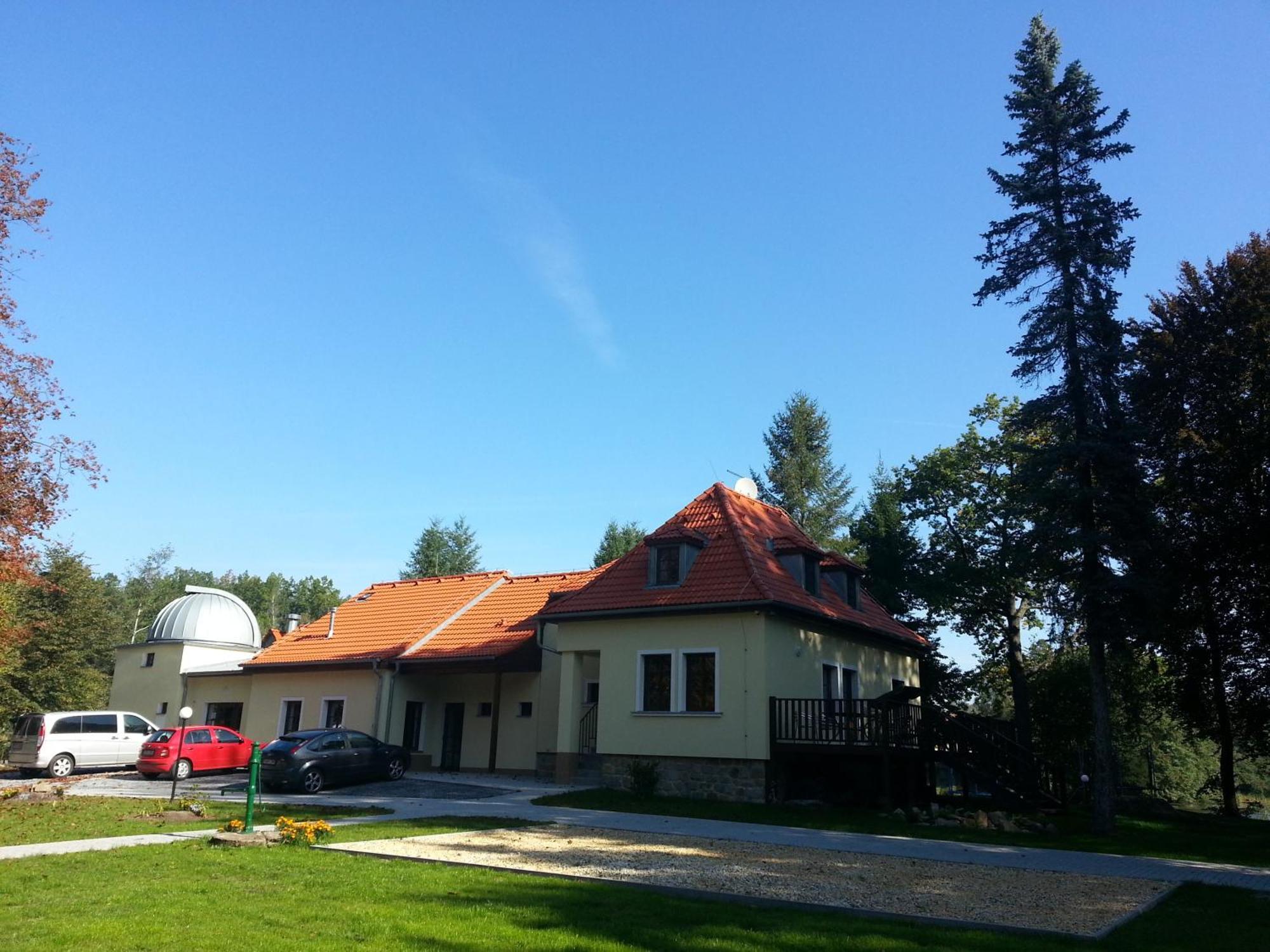 Rekreacni A Skolici Stredisko Zajezek Apartment Chlum u Trebone Exterior foto