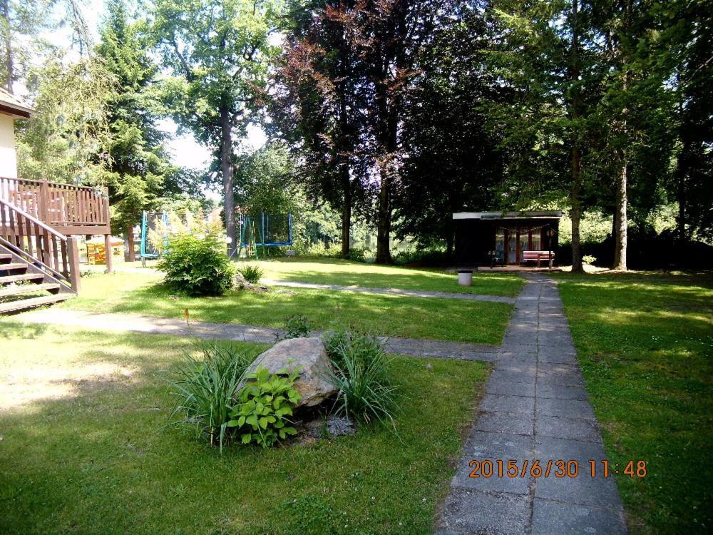 Rekreacni A Skolici Stredisko Zajezek Apartment Chlum u Trebone Exterior foto